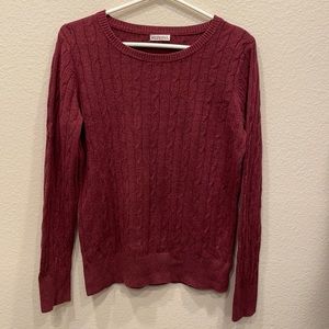 Maroon sweater